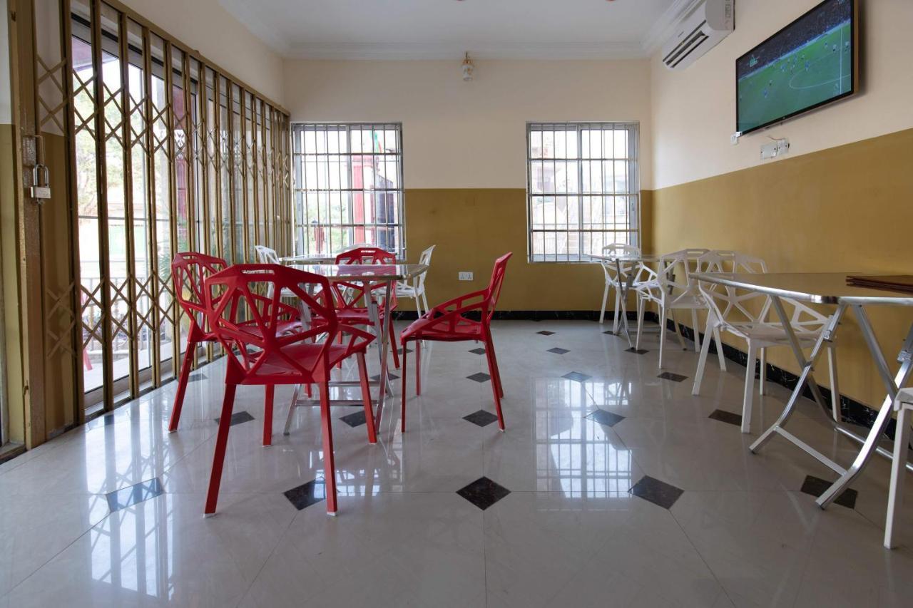 Ag Hotel And Suites Ogbodjo Экстерьер фото